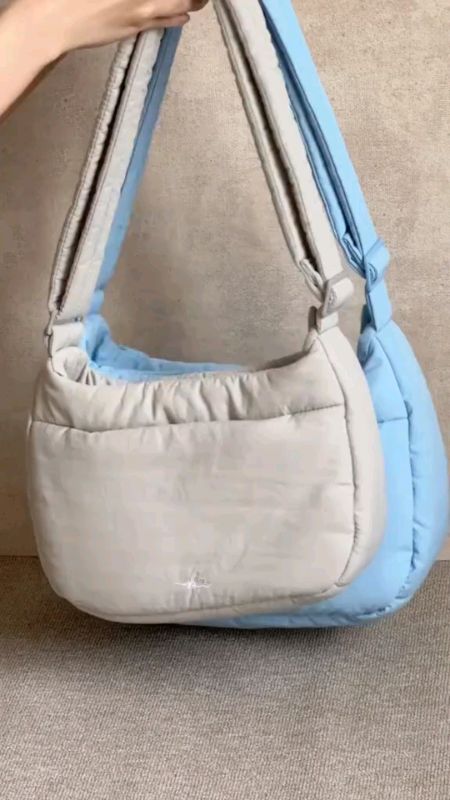 Strabellas exclusive - REGULAR SIZE Puffy Sling bag V2
